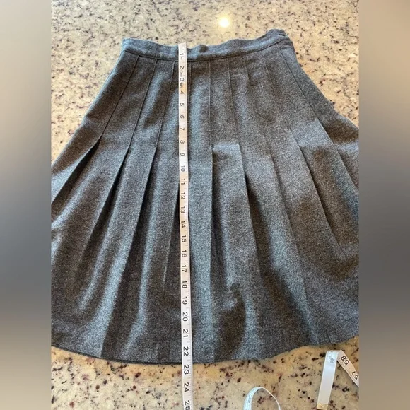 Pristine vintage 100% wool Pleated Skirt size size 6 - Picture 4 of 7